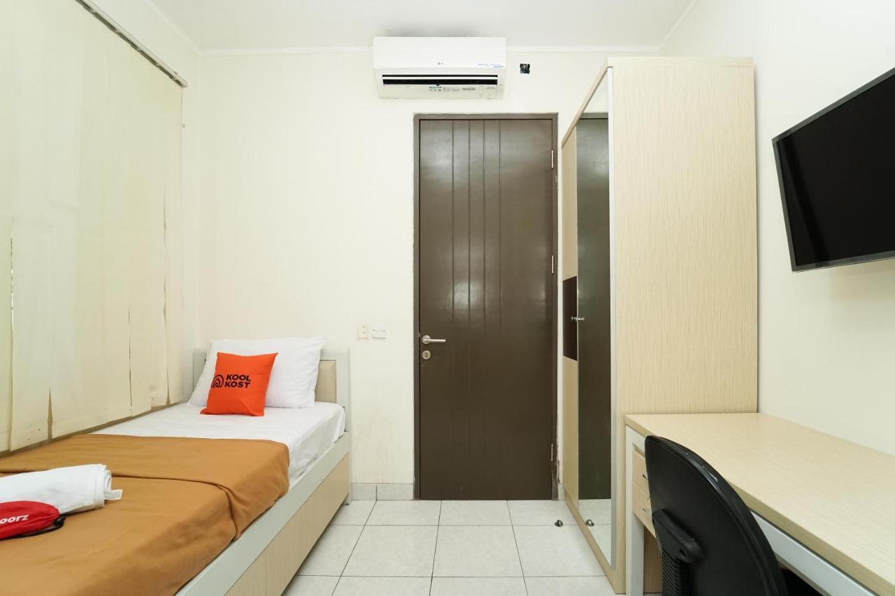 Koolkost Near Universitas Prasetiya Mulya Pagedangan Exteriér fotografie