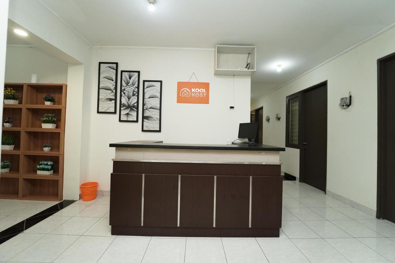 Koolkost Near Universitas Prasetiya Mulya Pagedangan Exteriér fotografie