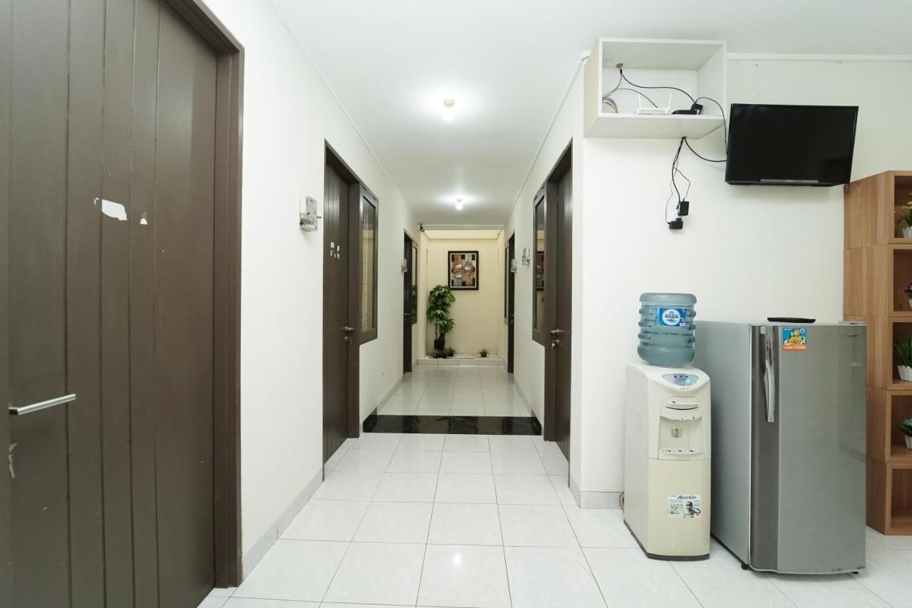 Koolkost Near Universitas Prasetiya Mulya Pagedangan Exteriér fotografie